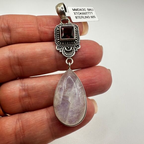 NWT Moonstone Cabochon and faceted Garnet in Bali Sterling Silver pendant! - Picture 9 of 11